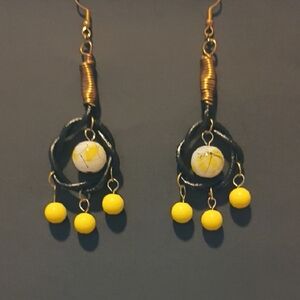 Elegant Yellow and Black Dangle Earrings